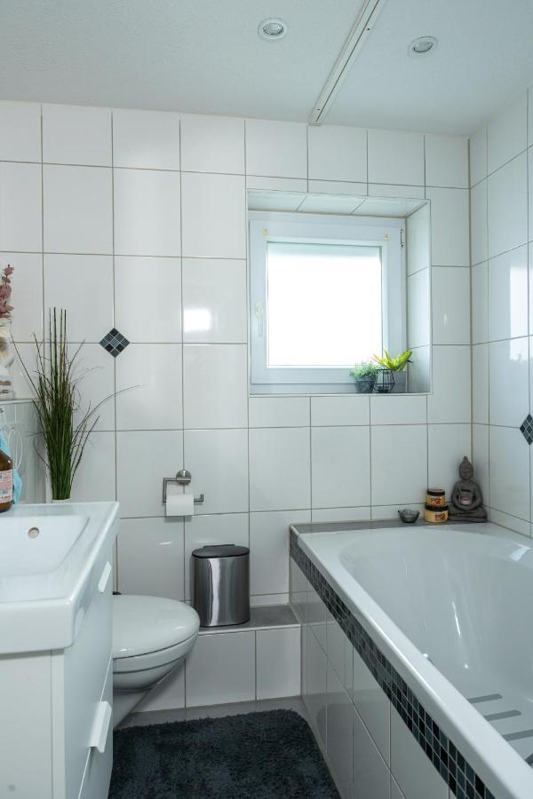 #2 Grosses Zimmer Mit Pool Und Garten メミンゲン エクステリア 写真