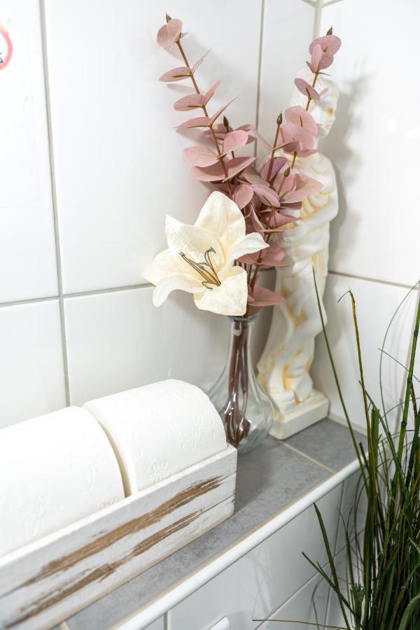 #2 Grosses Zimmer Mit Pool Und Garten メミンゲン エクステリア 写真