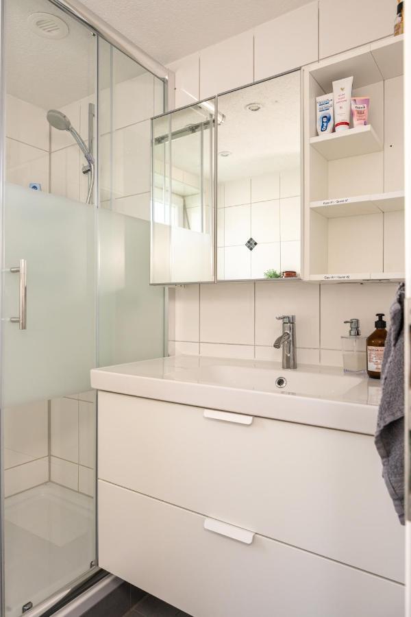 #2 Grosses Zimmer Mit Pool Und Garten メミンゲン エクステリア 写真