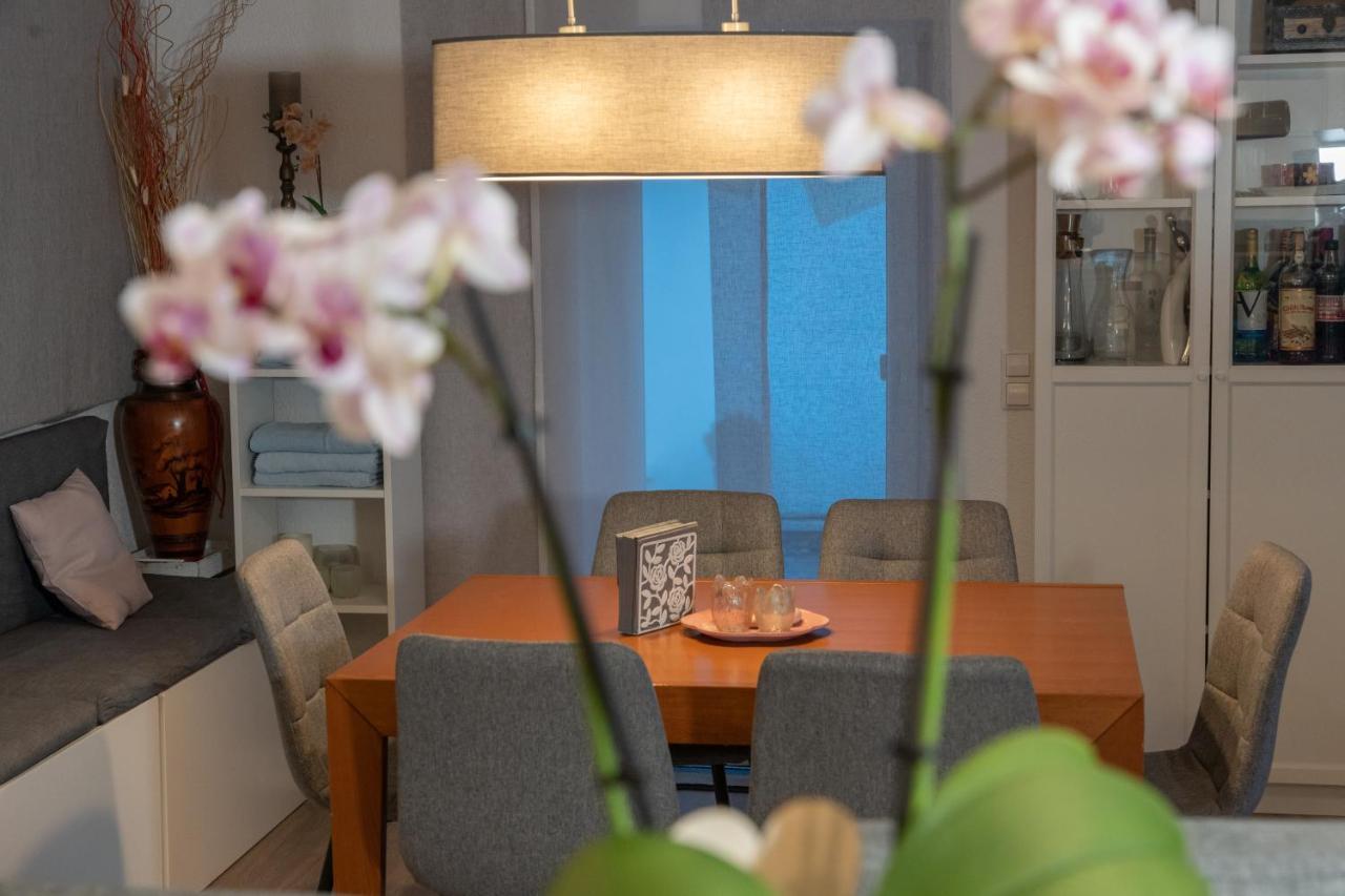 #2 Grosses Zimmer Mit Pool Und Garten メミンゲン エクステリア 写真